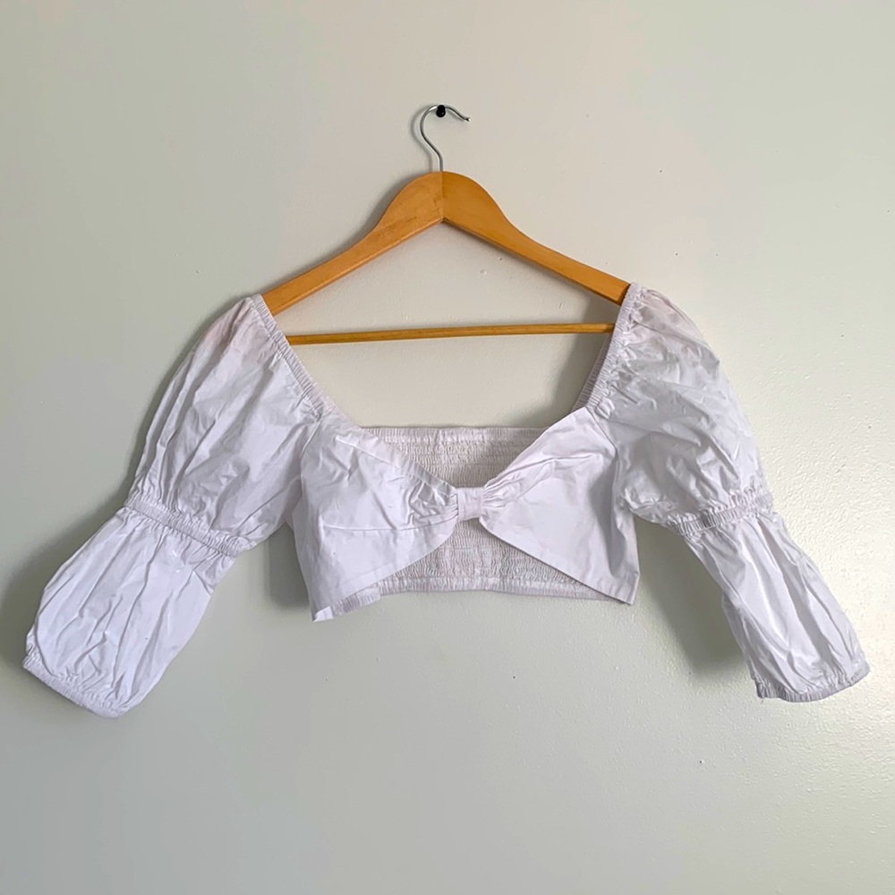 Zaful Longsleeve Cropped top front bow design in white